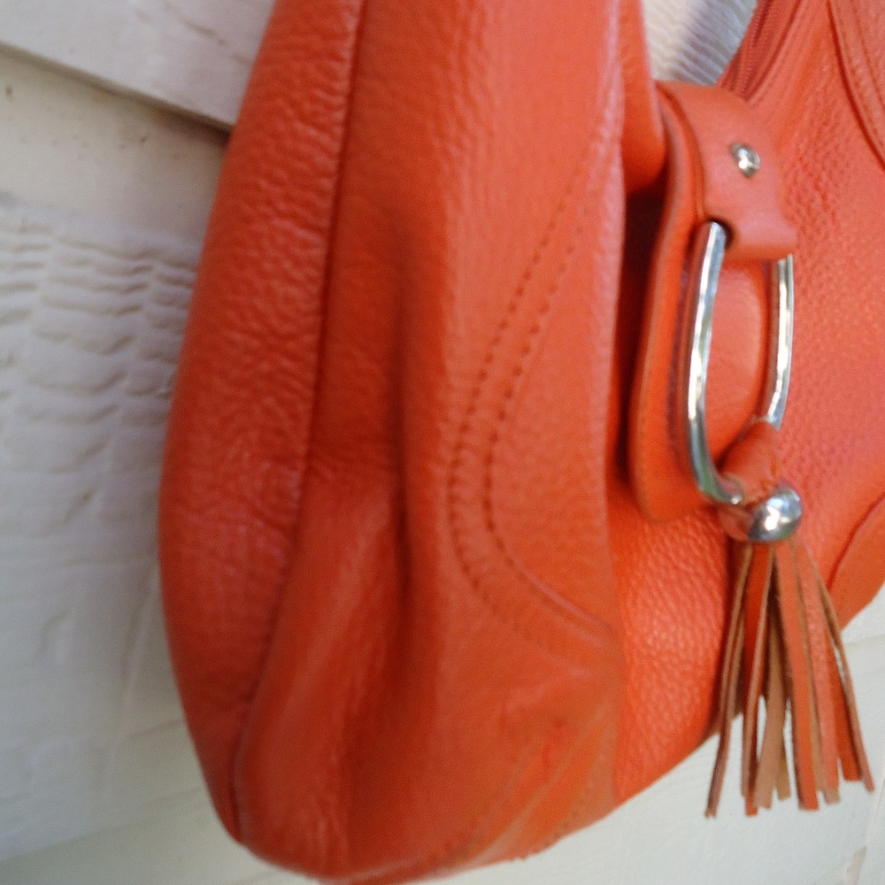 Coldwater Creek genuine pebbled leather shoulder bag. - Picture 6 of 8